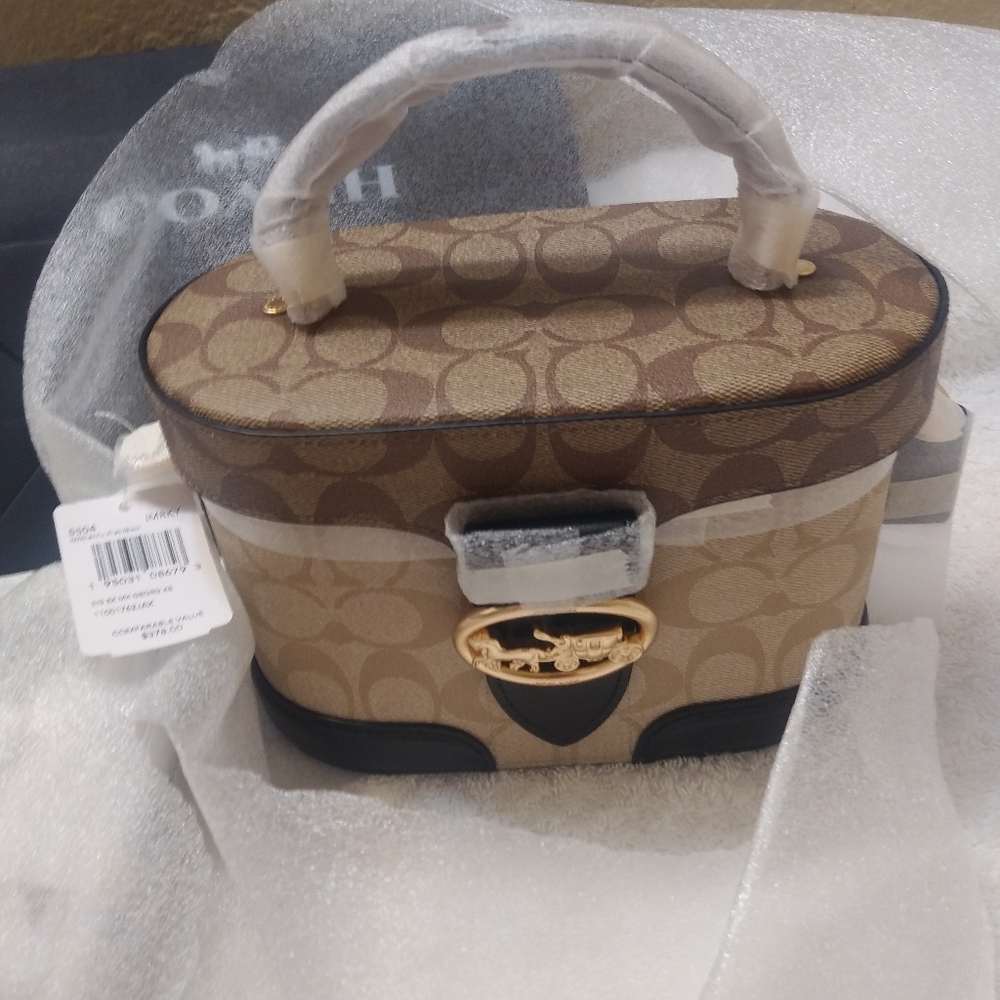 Coach Gem New with Tag